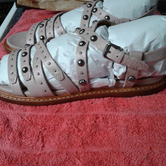 Nice pair of strappy frye sandals size 8.5 - Picture 3 of 7